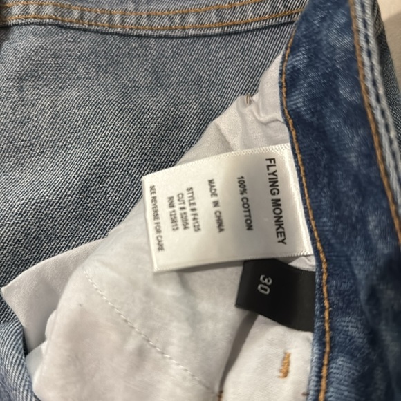 Flying Monkey NWT High Waisted Ankle Cropped Jeans Distressed Size 30 - Picture 3 of 6
